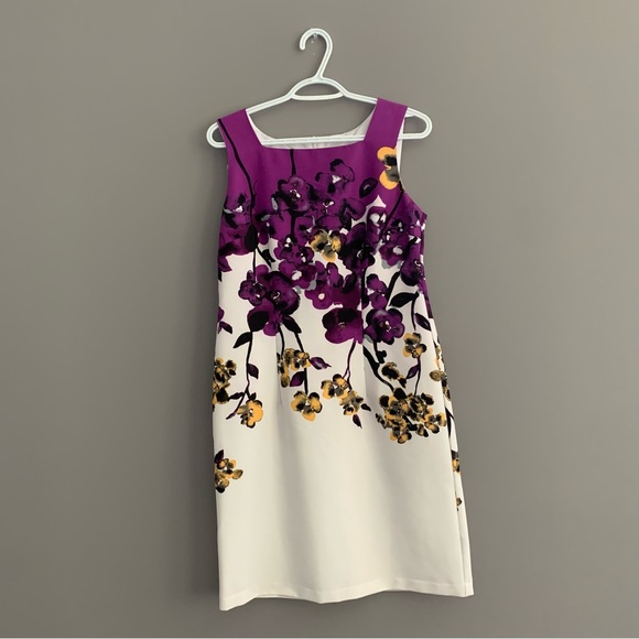 AGB Dresses & Skirts - AGB Size 8 Purple and White Floral Dress